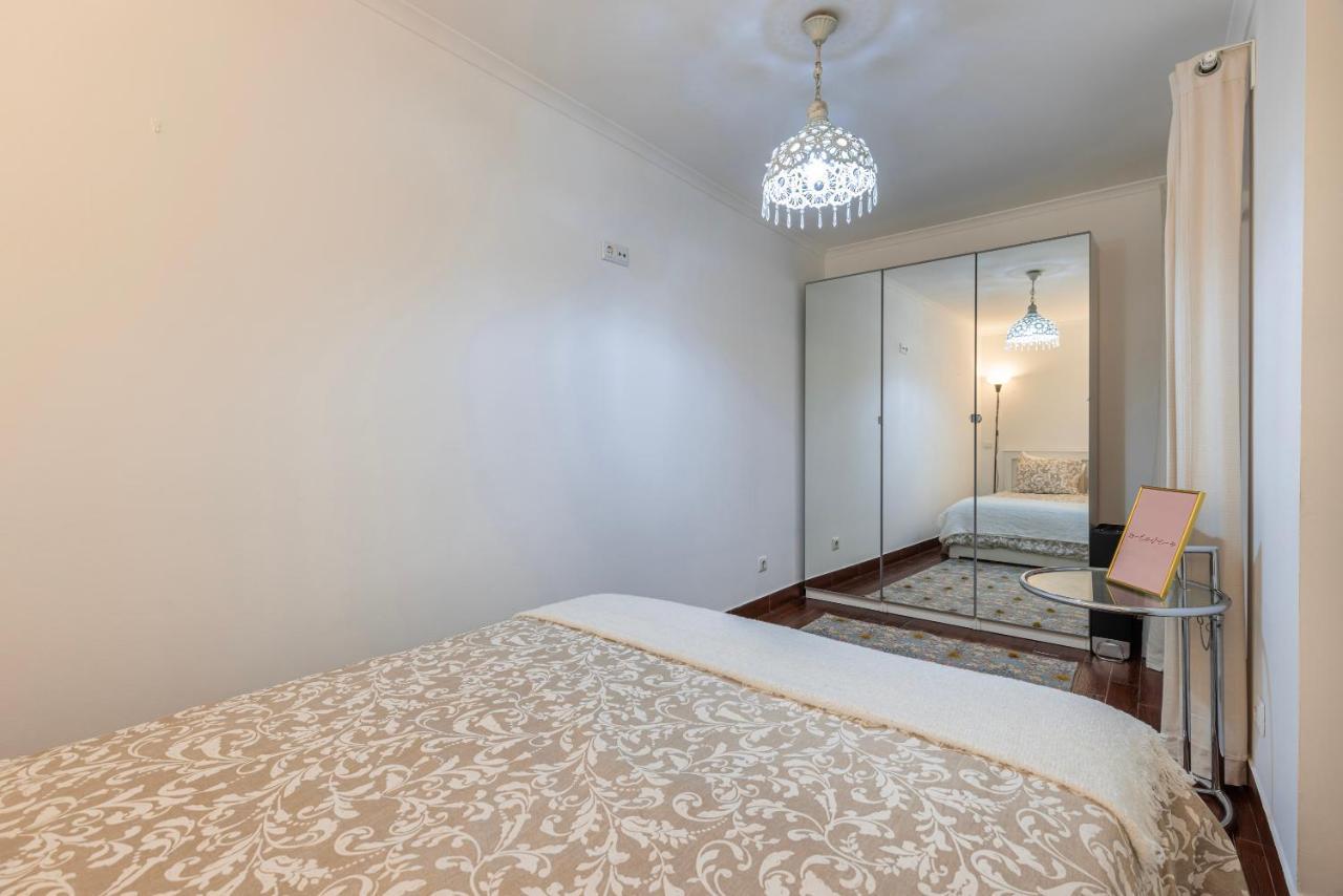 Lovely Patio Getaway In Lisbon Apartment Ngoại thất bức ảnh